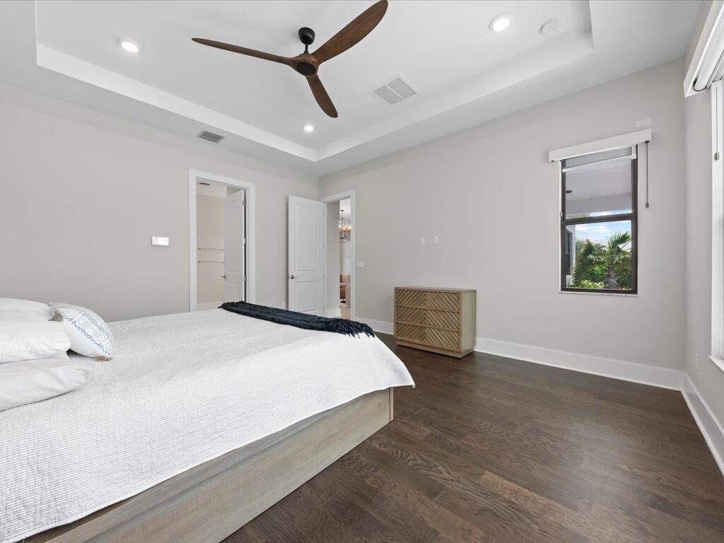 CRESSWIND PALM BEACH - Residential