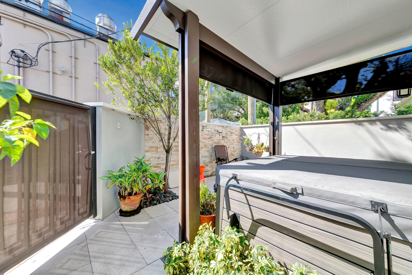 COLEE HAMMOCK - Residential