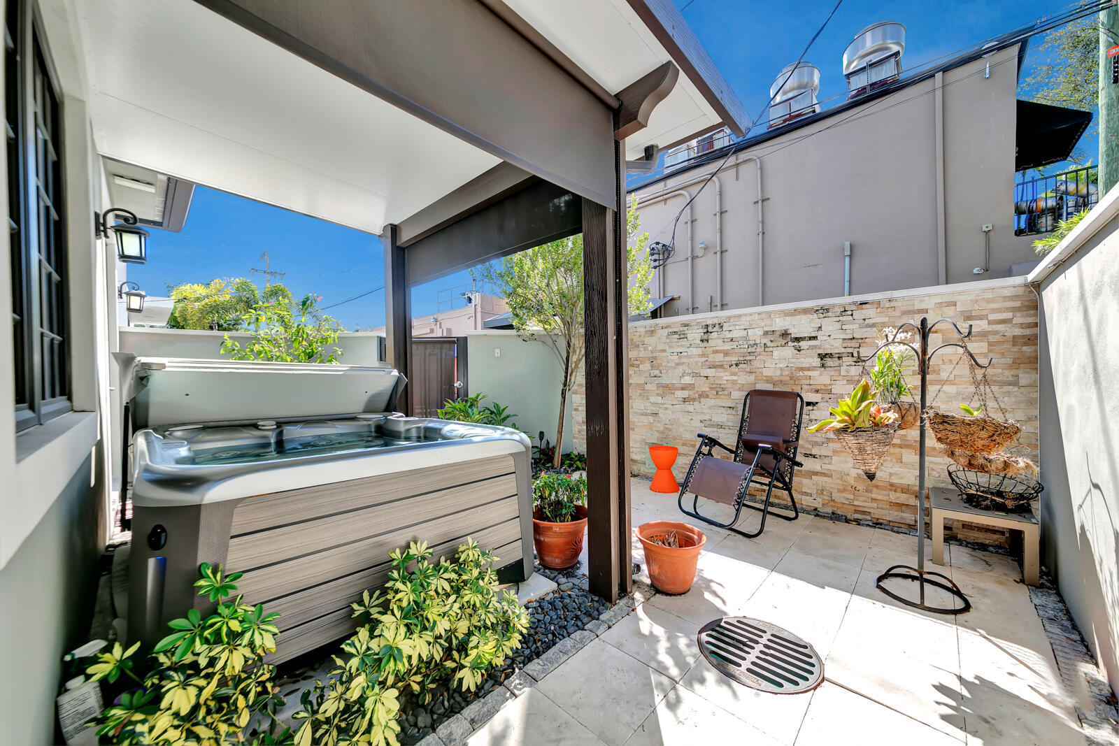 COLEE HAMMOCK - Residential