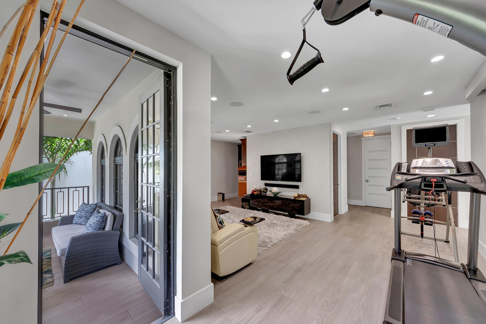 COLEE HAMMOCK - Residential