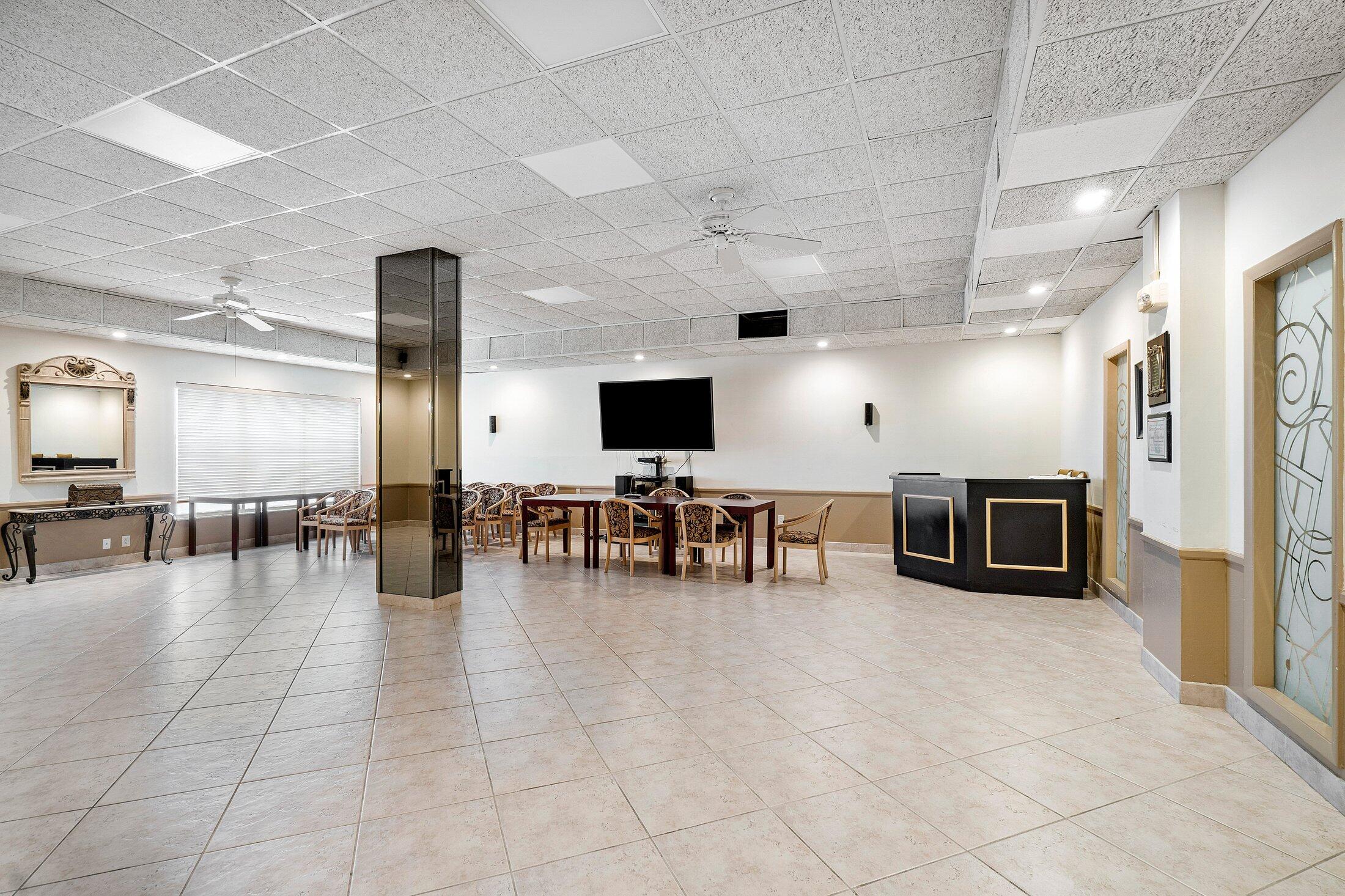 PATRICIAN OF PALM BEACH CONDO - Residential