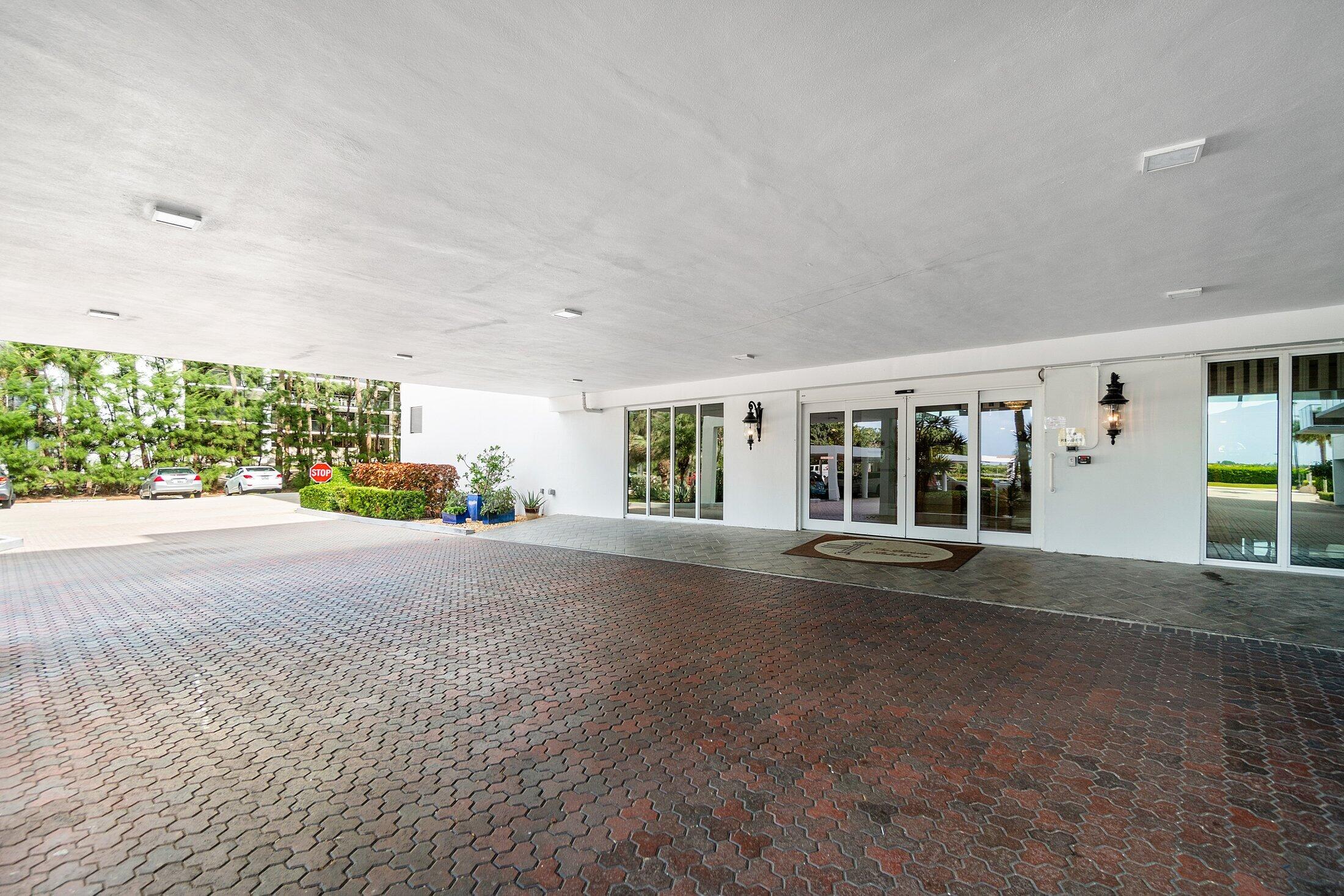 PATRICIAN OF PALM BEACH CONDO - Residential