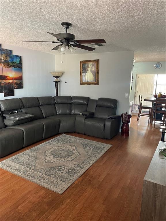 Villas Palm Beach 01 - Residential