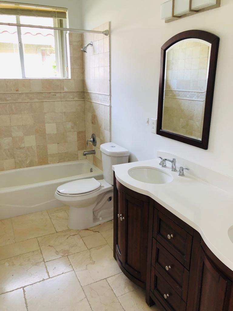 OAKBROOK - Residential Lease