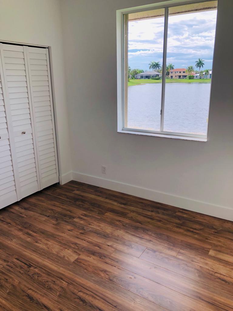 OAKBROOK - Residential Lease