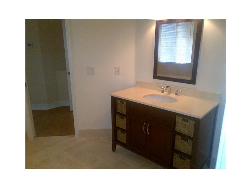 OAKBROOK - Residential Lease