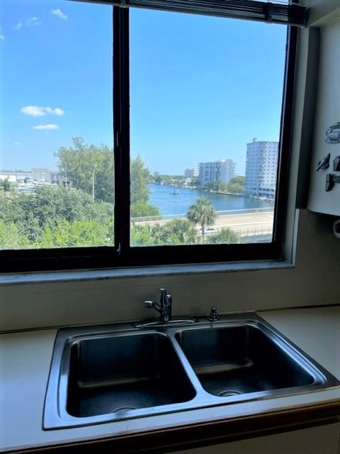 Voyager Condominium - Residential