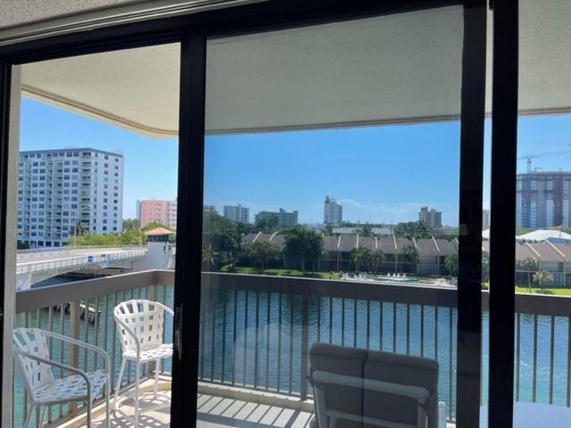 Voyager Condominium - Residential