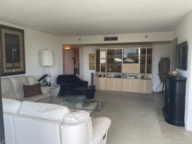 Voyager Condominium - Residential
