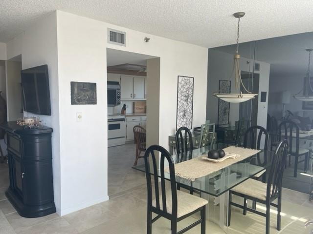 Voyager Condominium - Residential