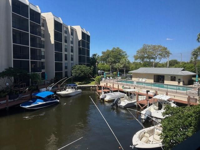 20 Royal Palm 202