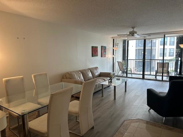 20 Royal Palm 202