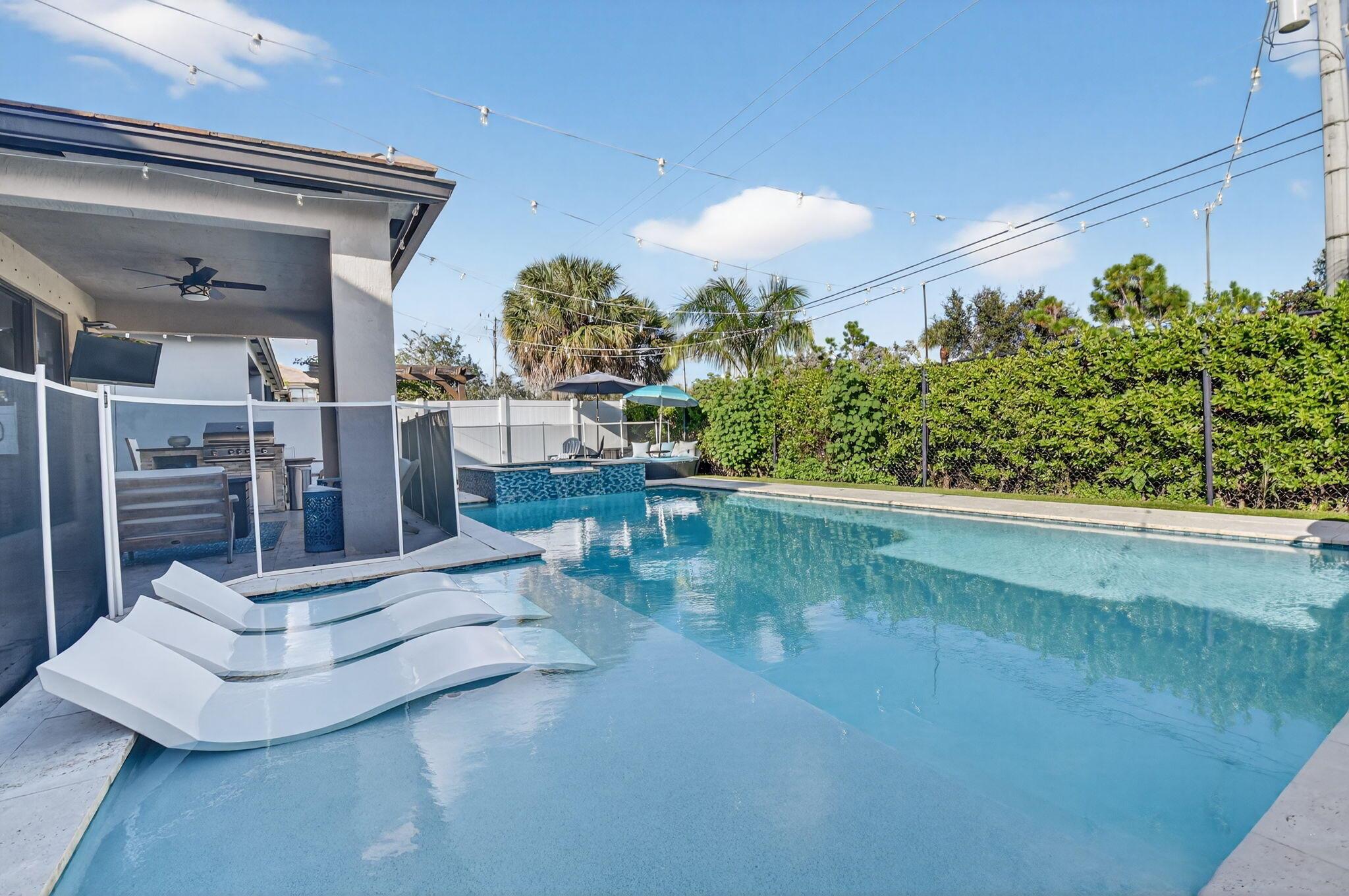 SILVERWOOD ESTATES - Residential