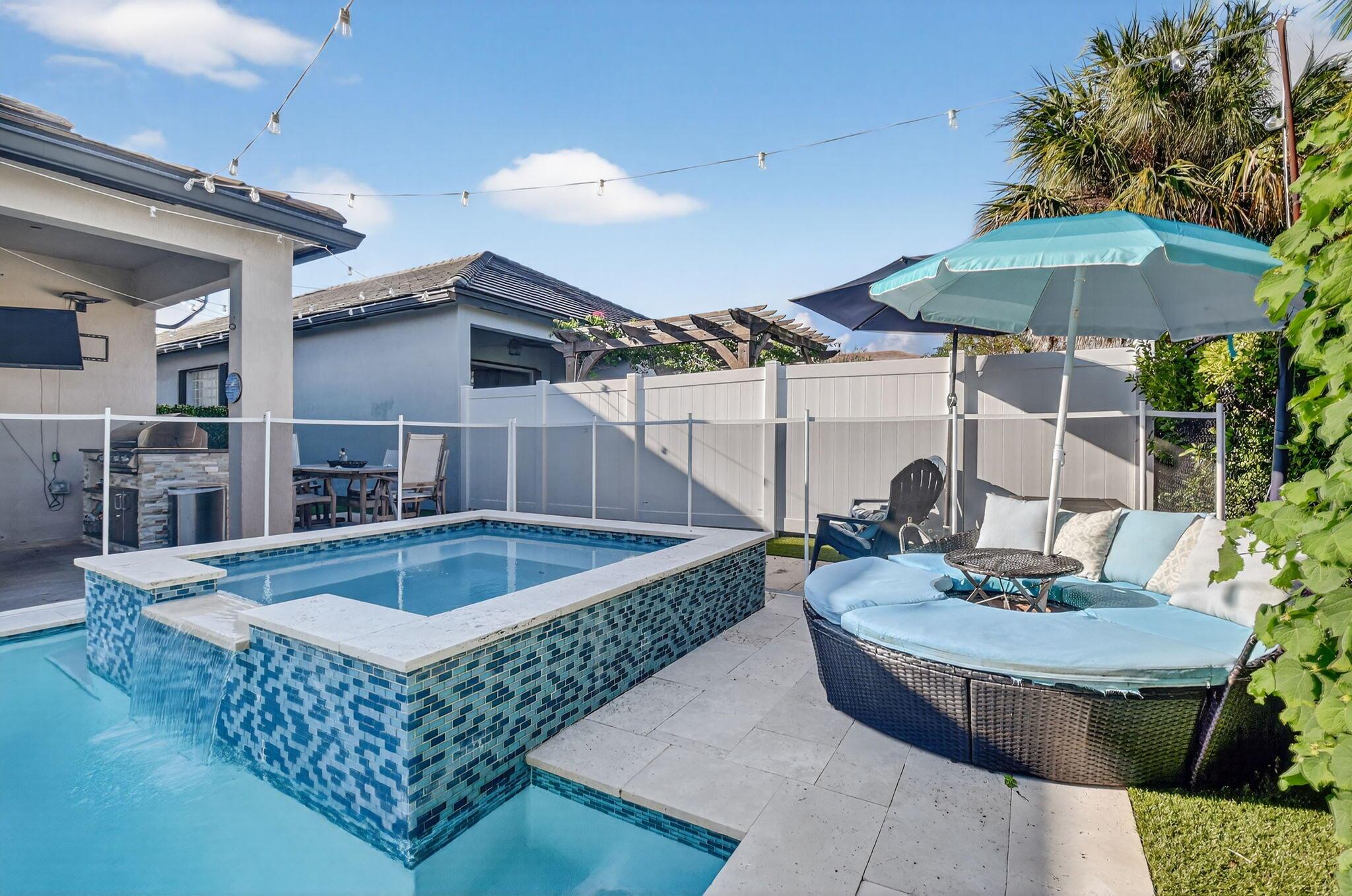 SILVERWOOD ESTATES - Residential