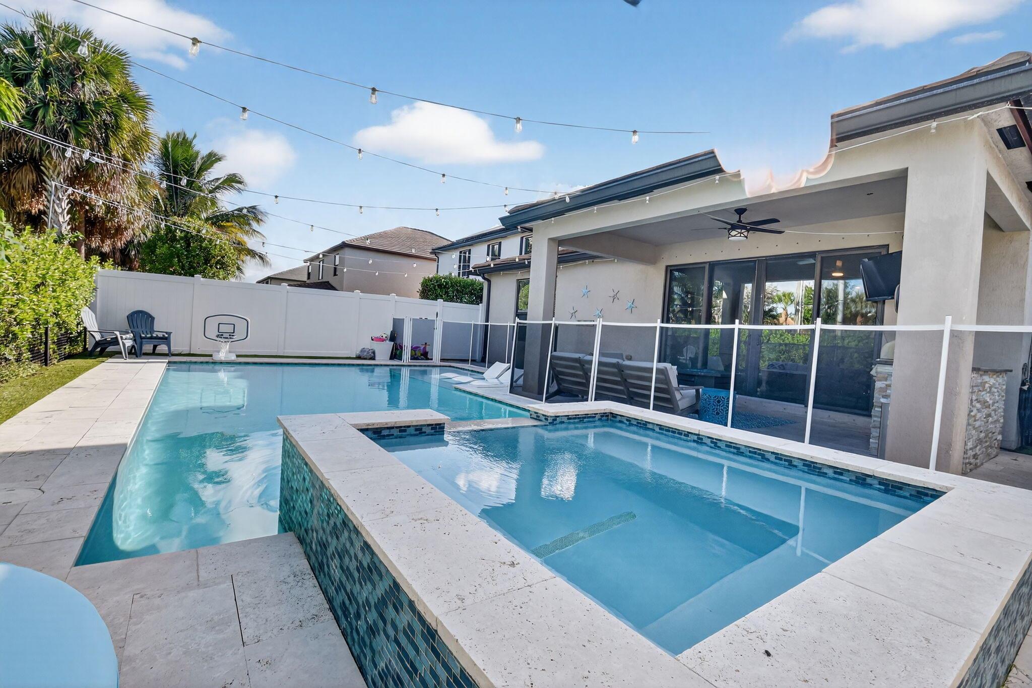 SILVERWOOD ESTATES - Residential