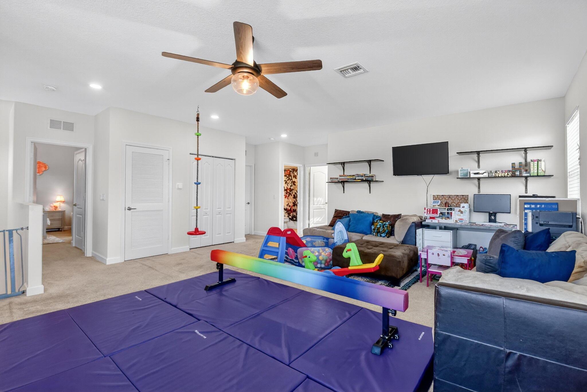 SILVERWOOD ESTATES - Residential