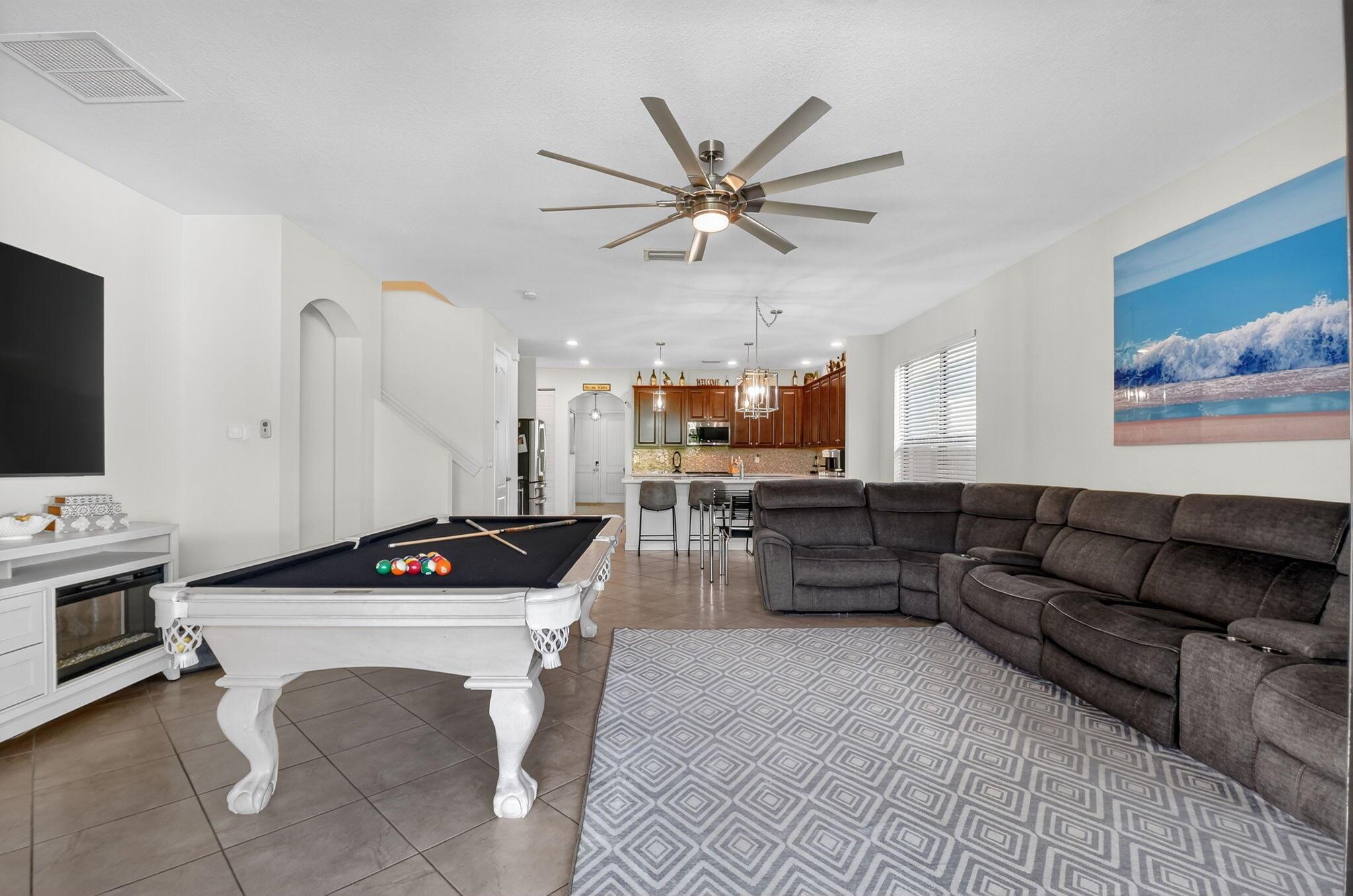 SILVERWOOD ESTATES - Residential