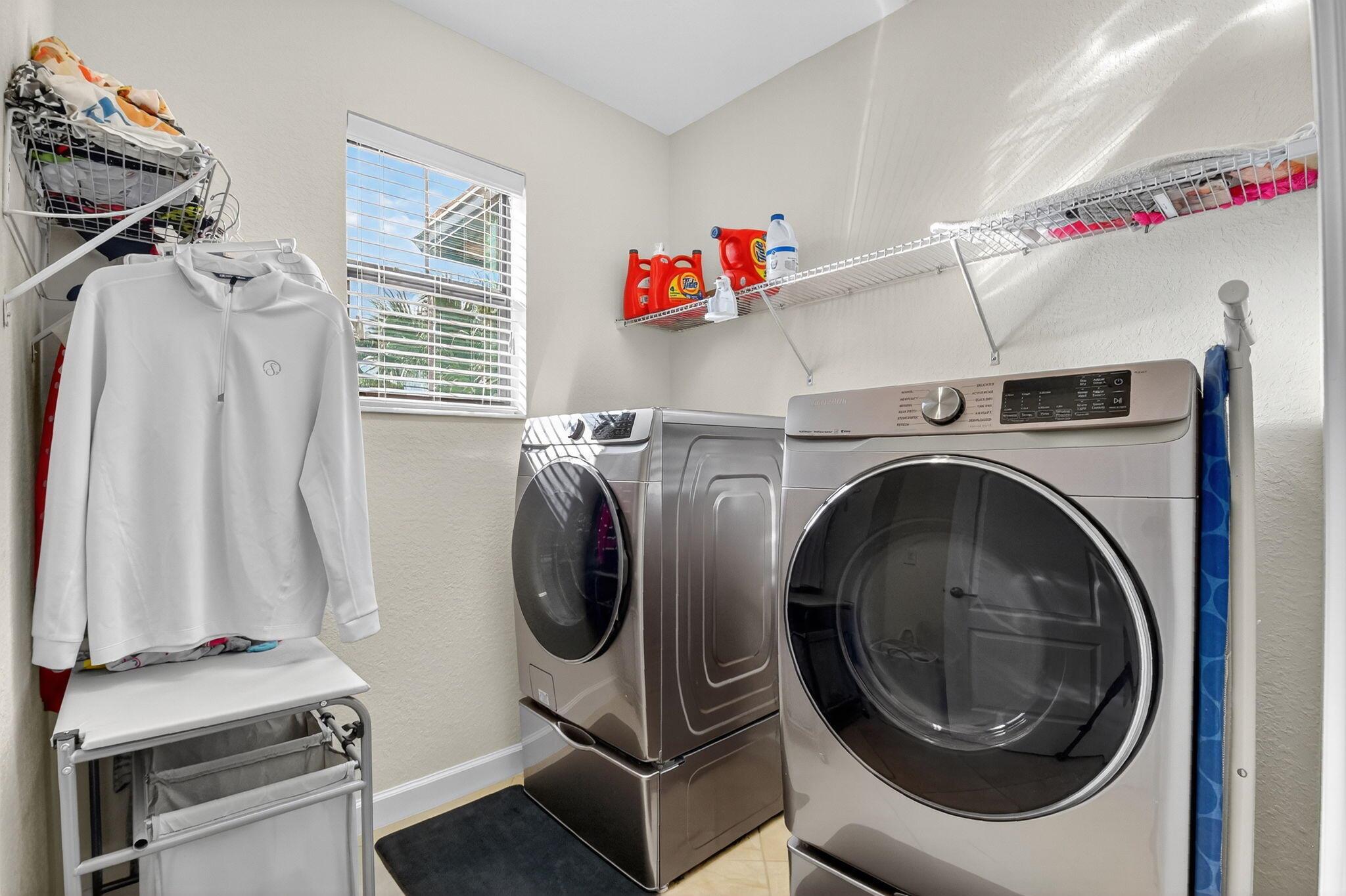 SILVERWOOD ESTATES - Residential