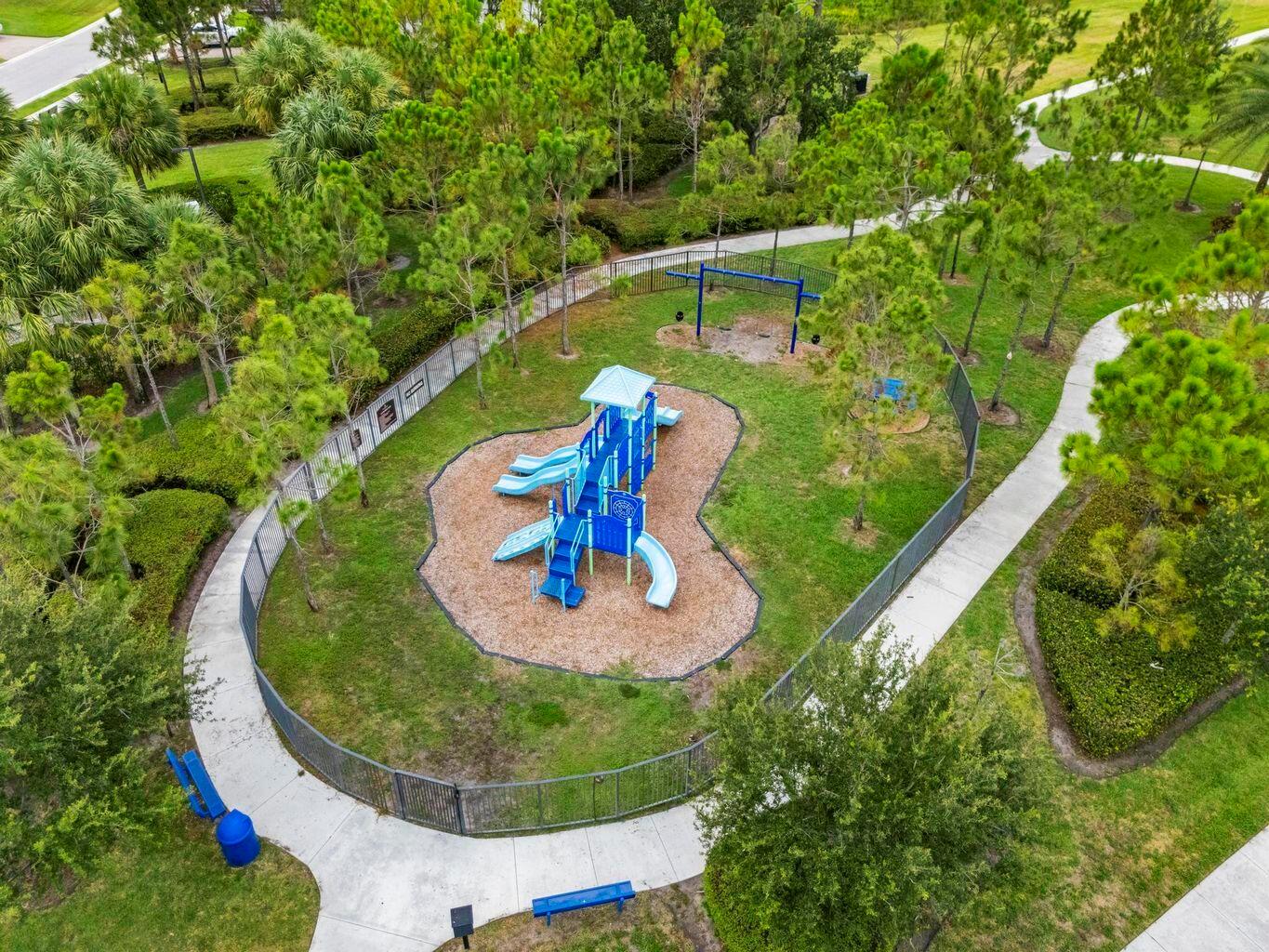 SILVERWOOD ESTATES - Residential