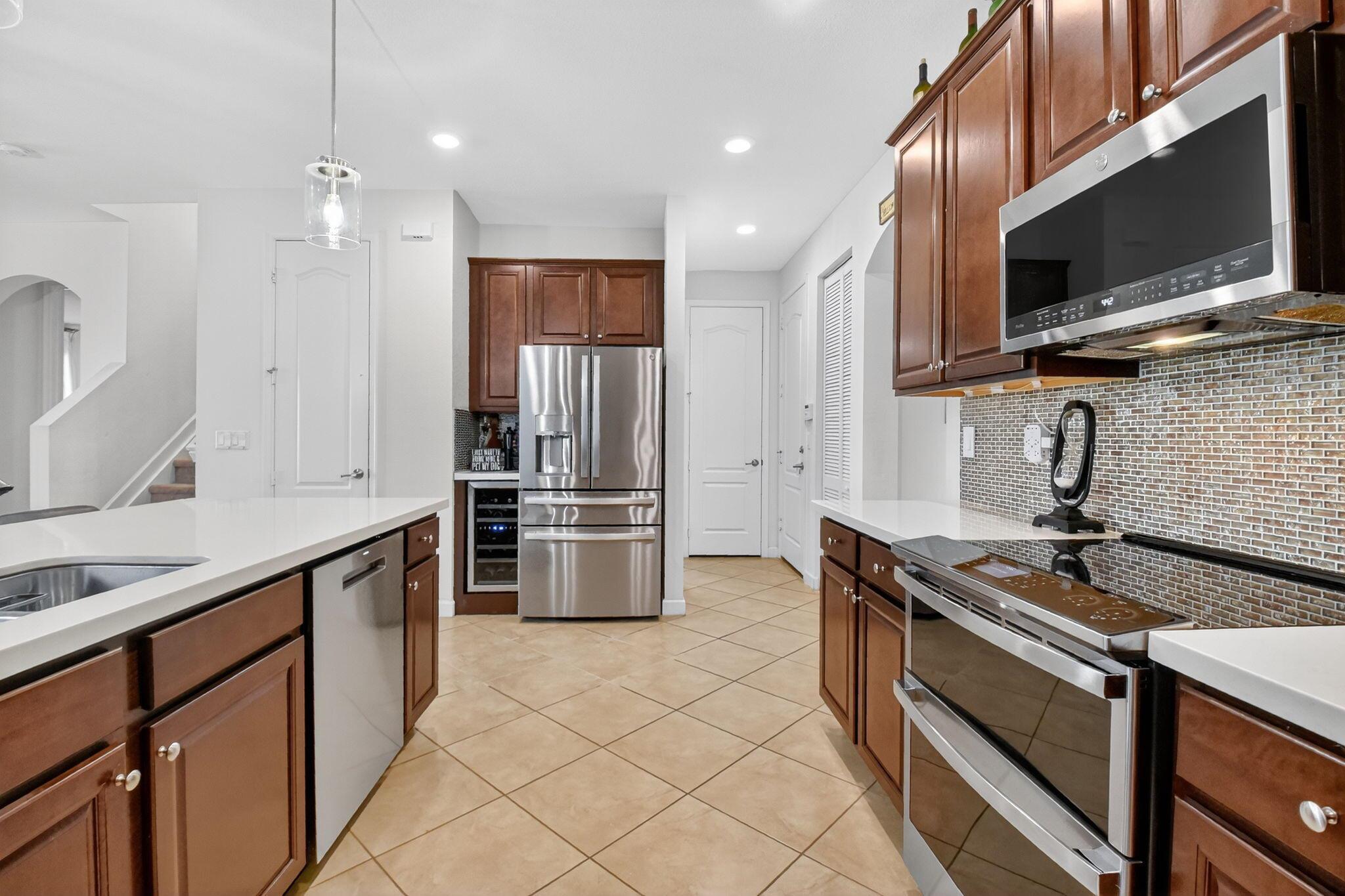 SILVERWOOD ESTATES - Residential