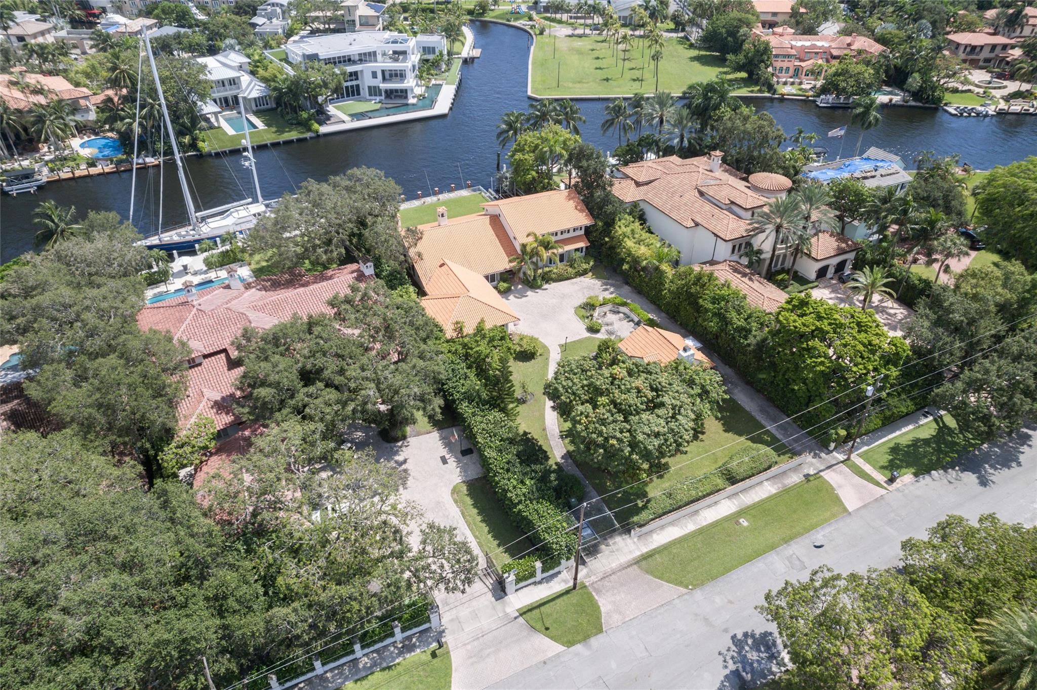 Rio Vista C J Hectors Res - Residential