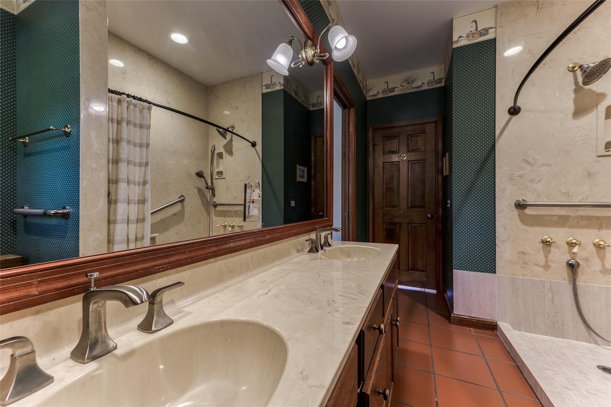 Rio Vista C J Hectors Res - Residential