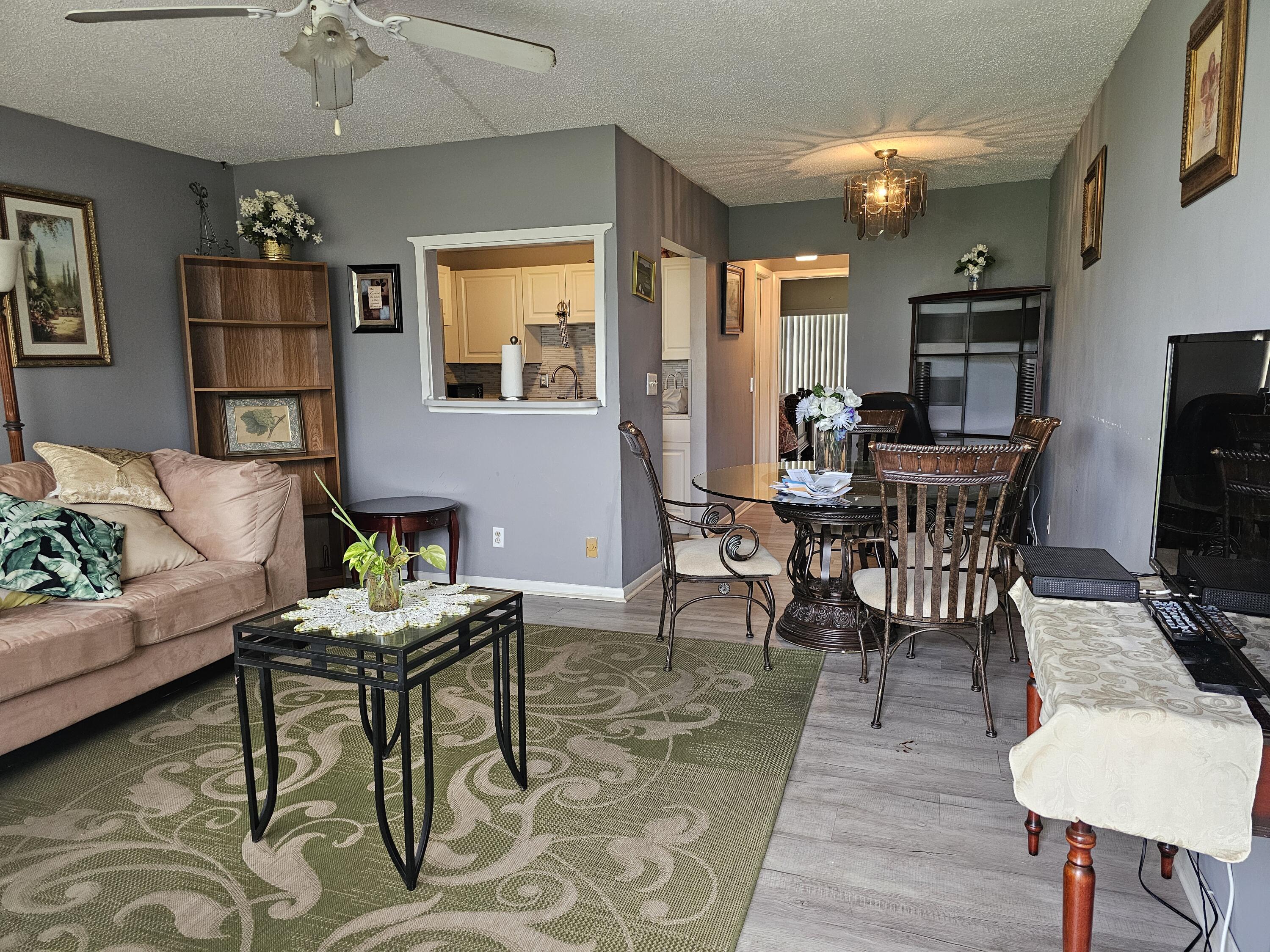 View photos, virtual tours, details... 102 Easthampton E E