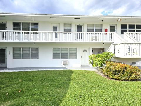102 Easthampton E E West Palm Beach FL 33417