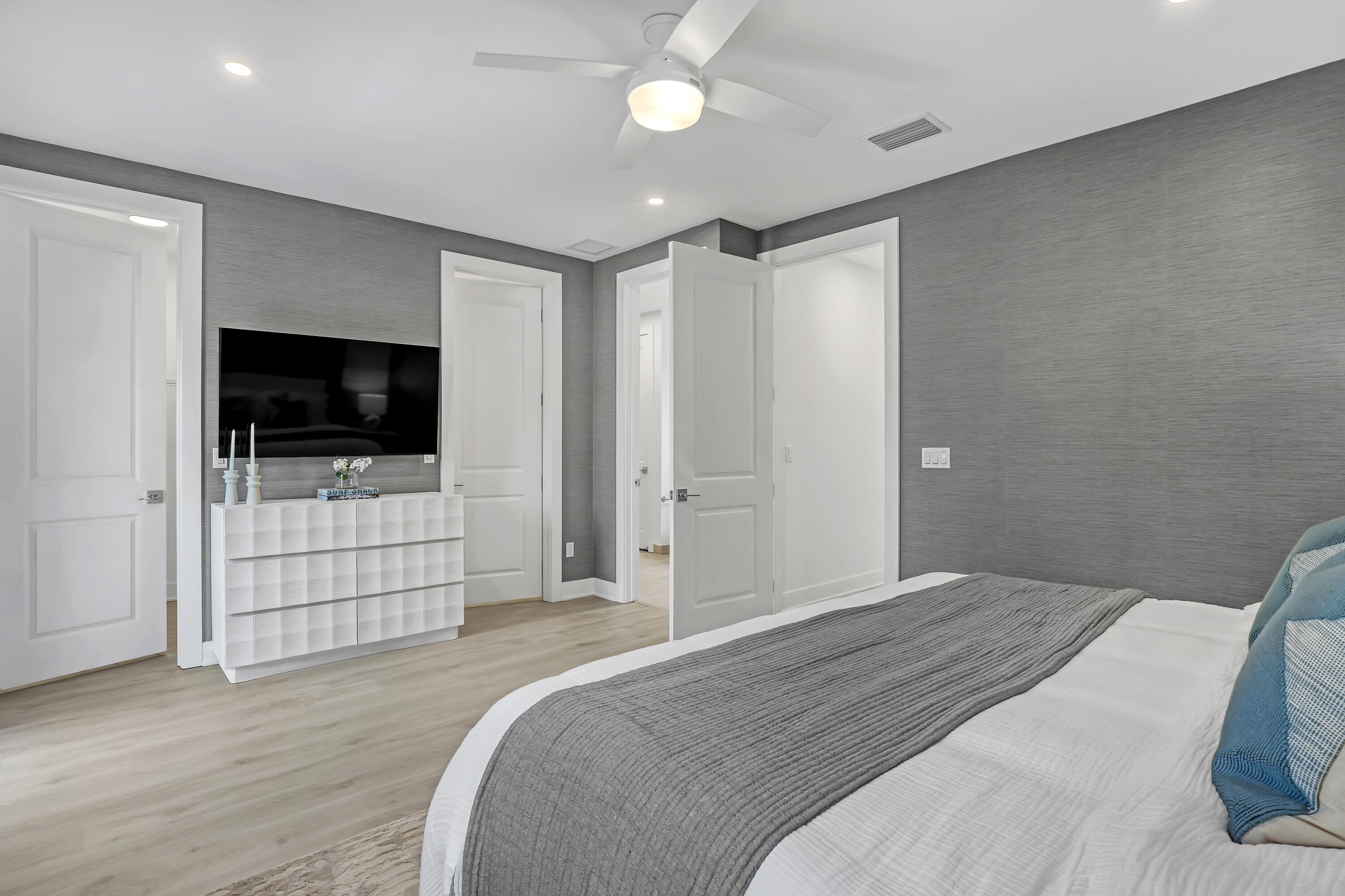 RESERVE AT TEQUESTA - Residential