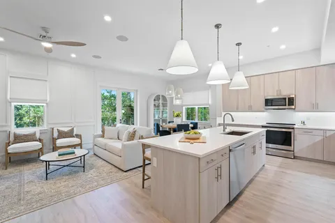 107 Royal Palm Circle, Tequesta, FL 33469 - MLS#: R11071766