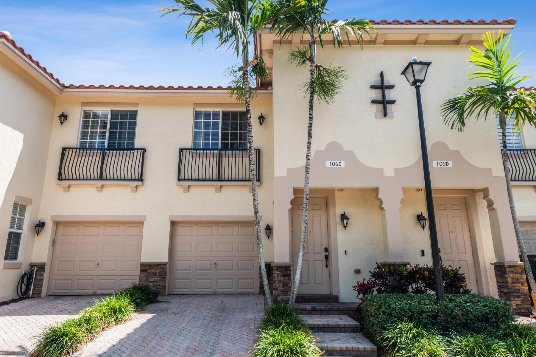 Why settle for ordinary when you can have it all?Step into coastal charm with this beautifully appointed 3/2.5 townhouse in beautiful Delray Beach, available immediately. This light filled 2 story TH offers stylish living space, high ceilings, a 1 car garage, the master closet and bath are huge! Home boasts a private patio perfect for evening cocktails or weekend grilling.Community offers something for all with a pool, modern gym and tot lot. Guests will love the ample parking and you will love being just minutes from downtown Delray as well as the convenience of Linton Ave.Bring your furry friends, pets are welcome. Condo association requires application, background and credit check required.Don't delay, start living the good life today!Showings begin 9/1!