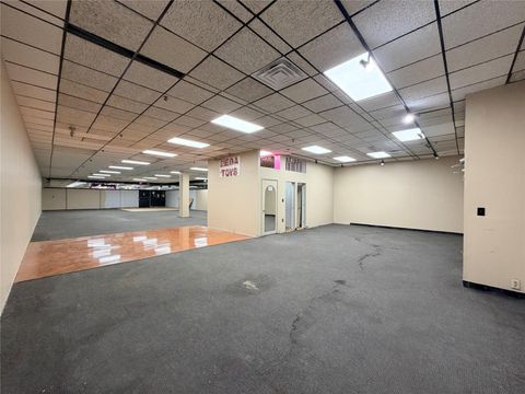 5611 N State Road 7 Fort Lauderdale FL 33319