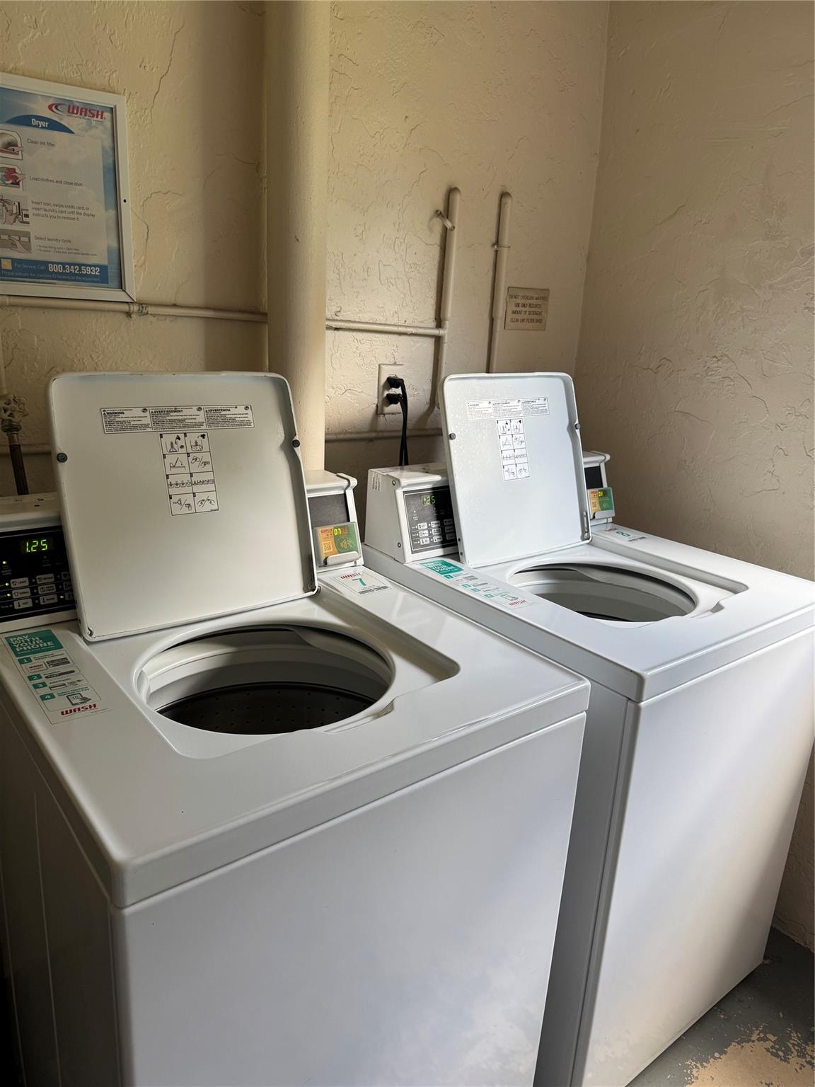 No 17 Palm-Aire Country C - Residential Lease