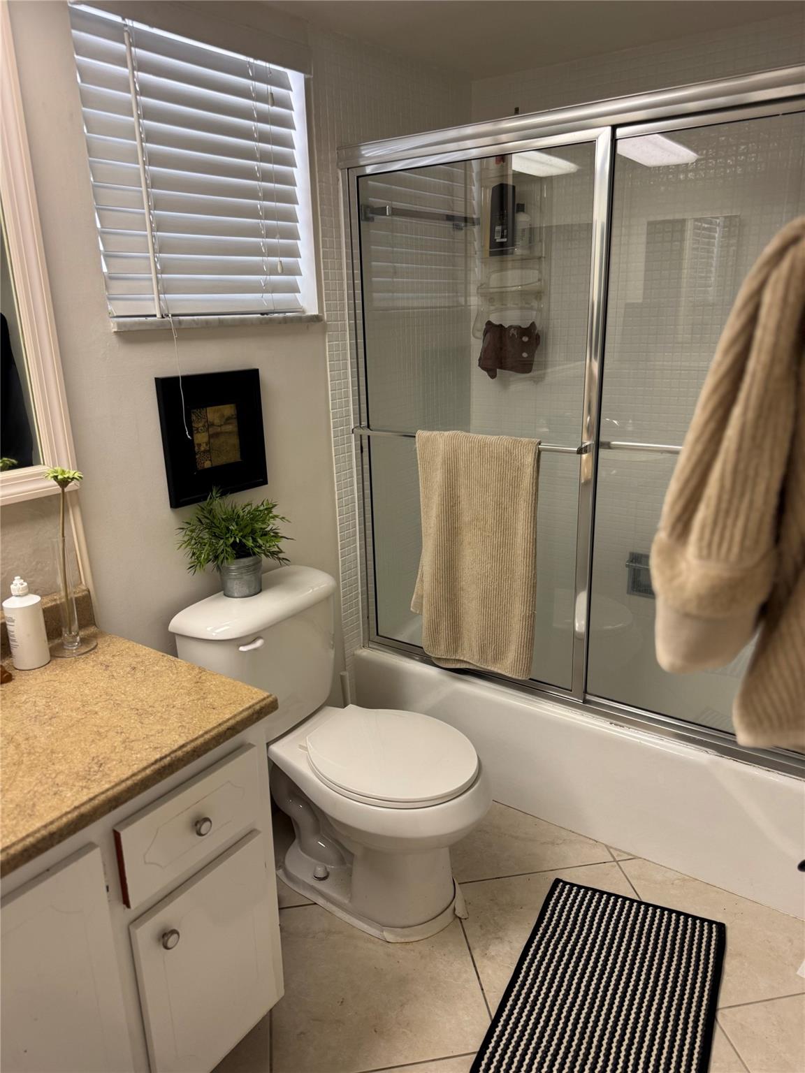 No 17 Palm-Aire Country C - Residential Lease