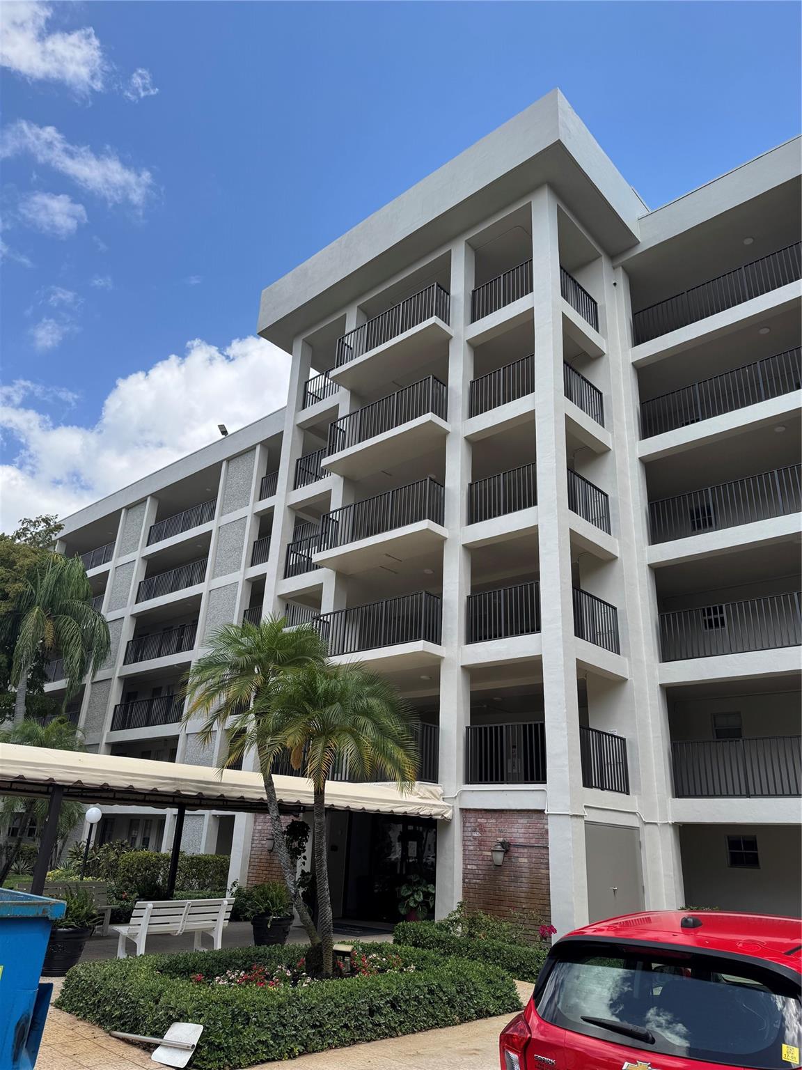 No 17 Palm-Aire Country C - Residential Lease