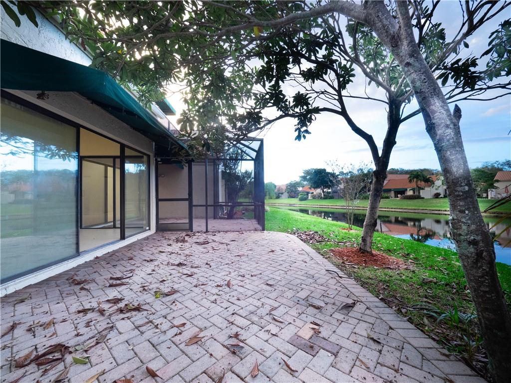 L AMBIANCE - Residential