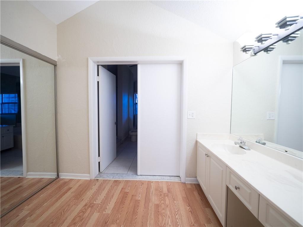 L AMBIANCE - Residential
