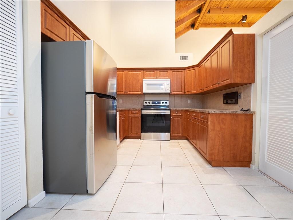 L AMBIANCE - Residential