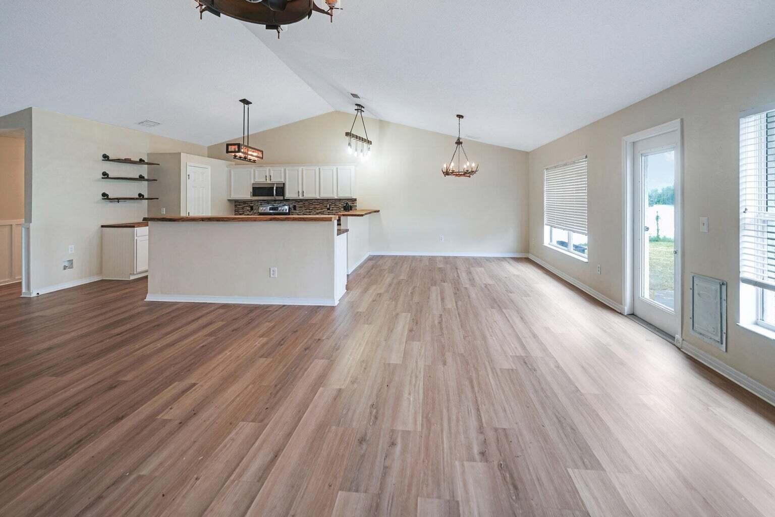 PORT ST LUCIE SECTION 18 - Residential