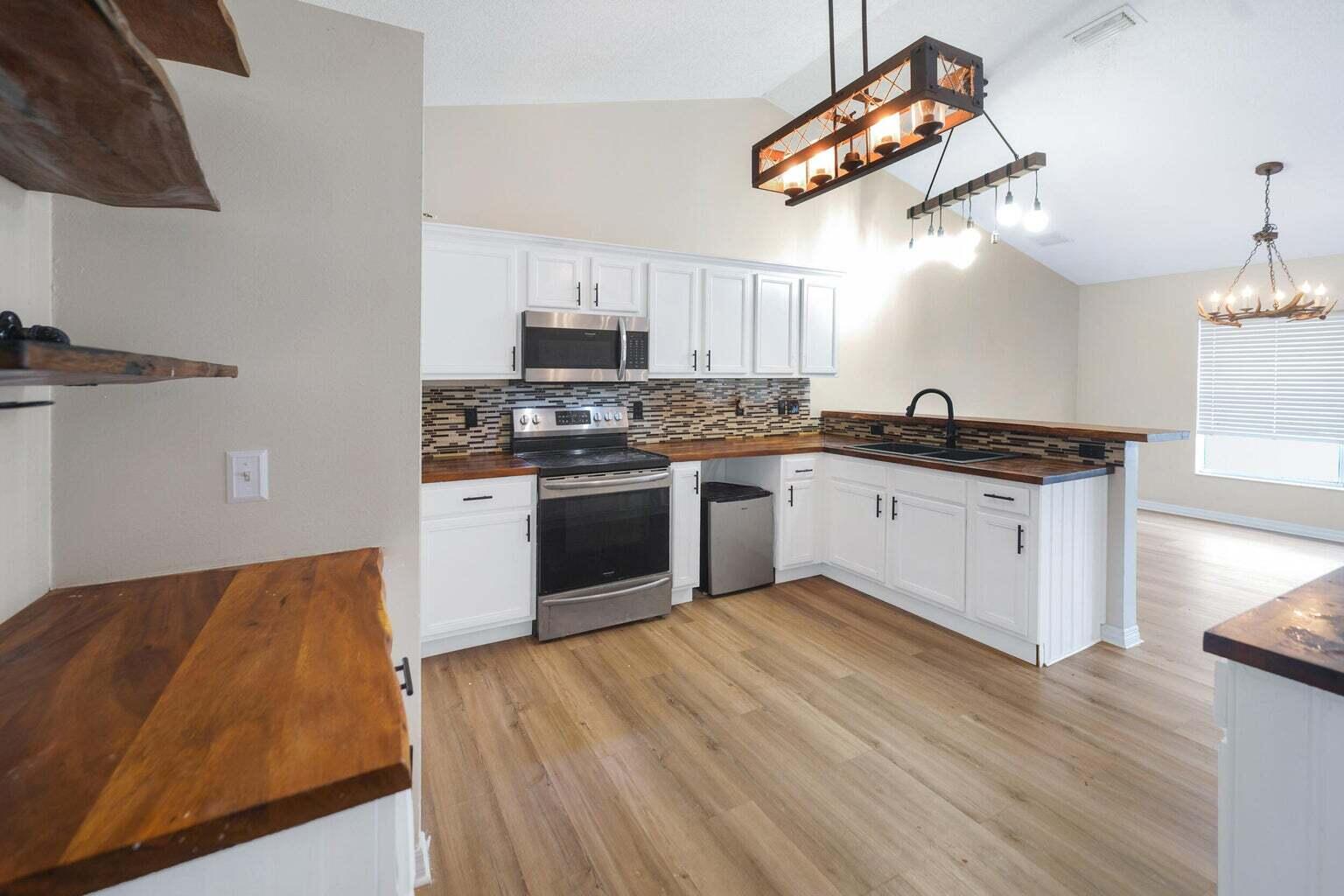 PORT ST LUCIE SECTION 18 - Residential