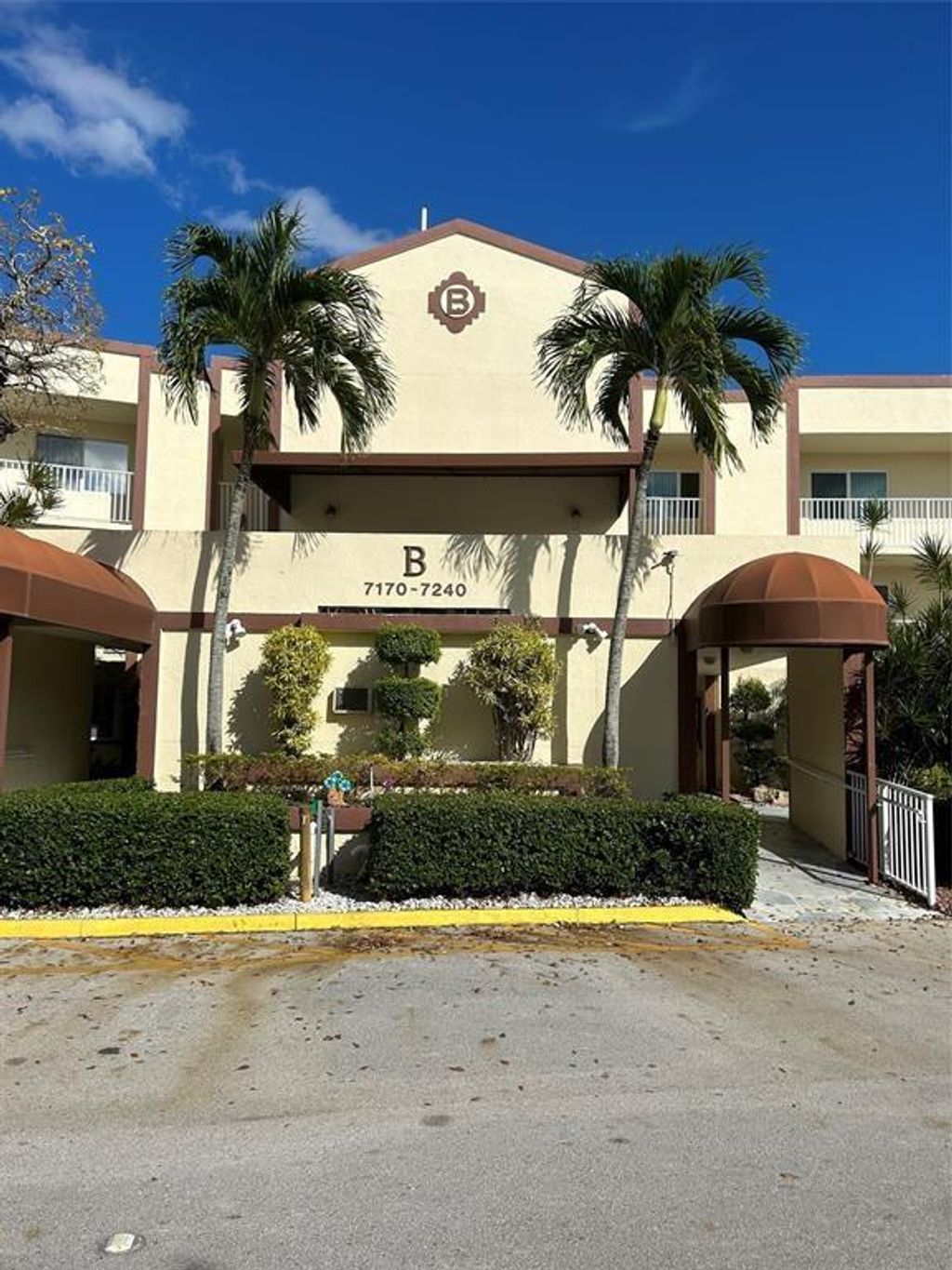 Photo of 7214 S Devon Drive #211, Tamarac, FL 33321 (MLS # F10537959)