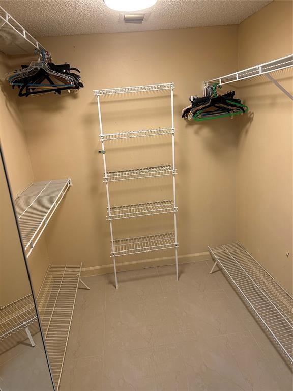 Kings Point - Residential Lease