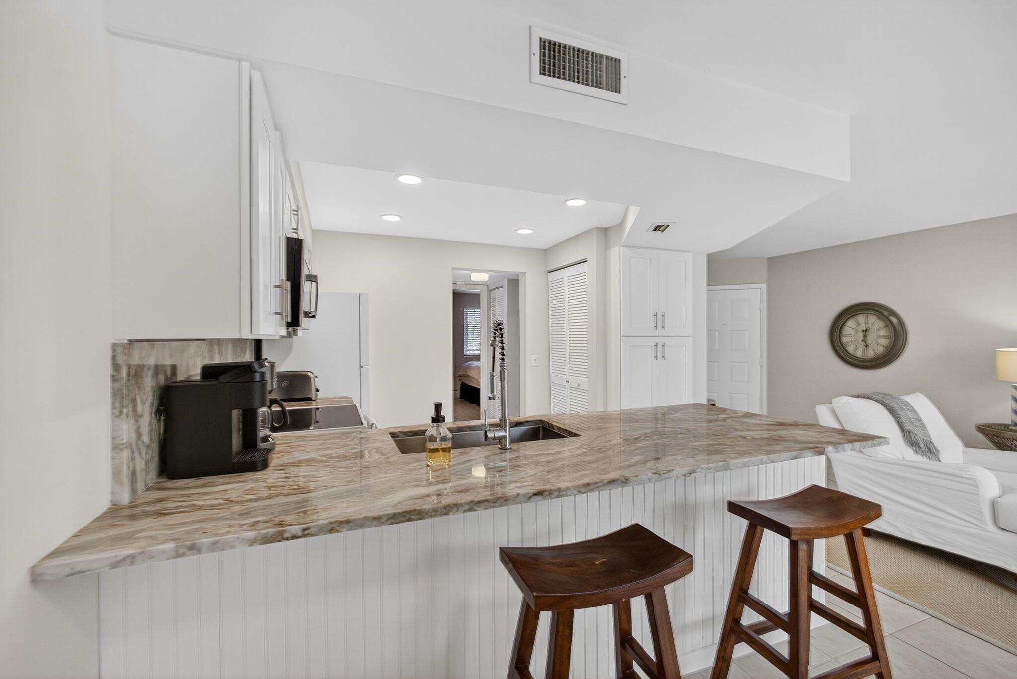 SEA RISE CONDO - Residential