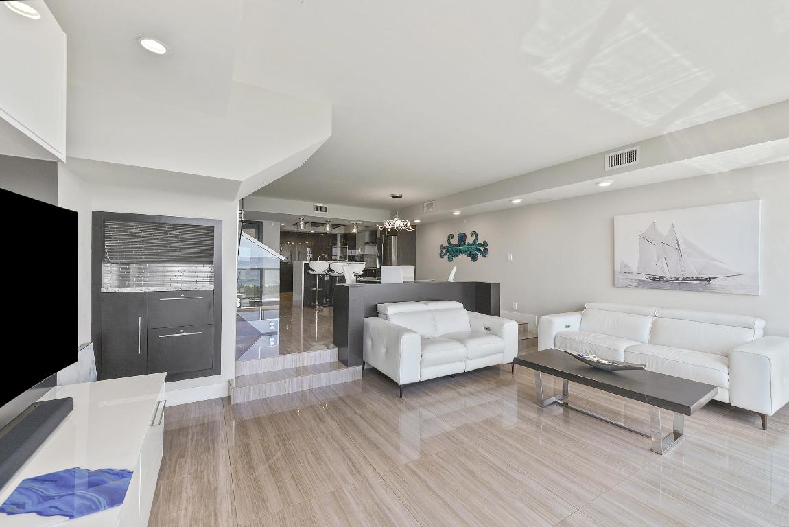 OCEAN TERRACE NORTH - Residential