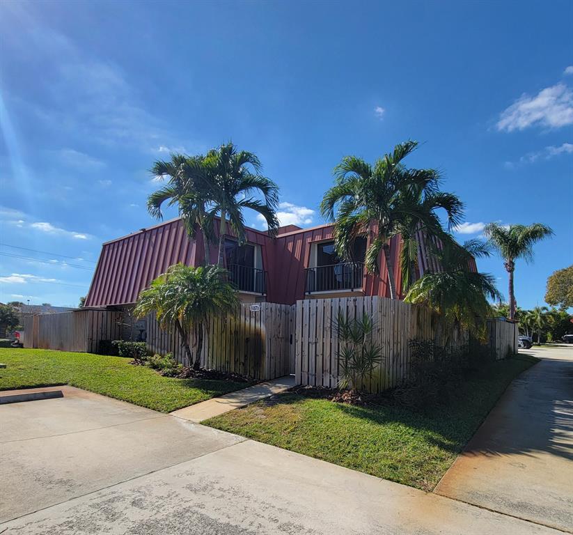 MERIDIAN PARK - Residential Lease