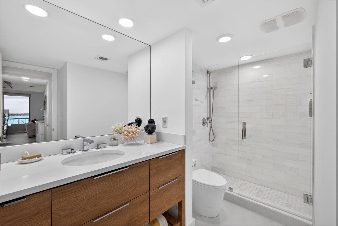 WATER GLADES CONDO - Residential