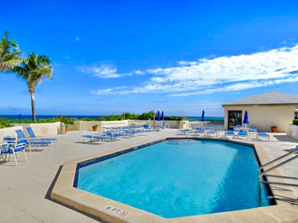 WATER GLADES CONDO - Residential