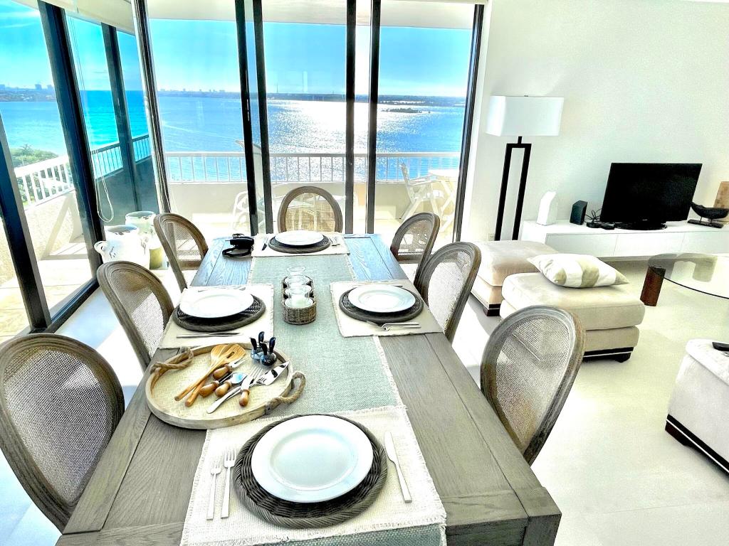 WATER GLADES CONDO - Residential