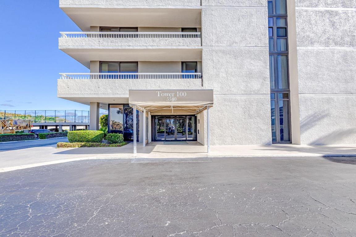 WATER GLADES CONDO - Residential