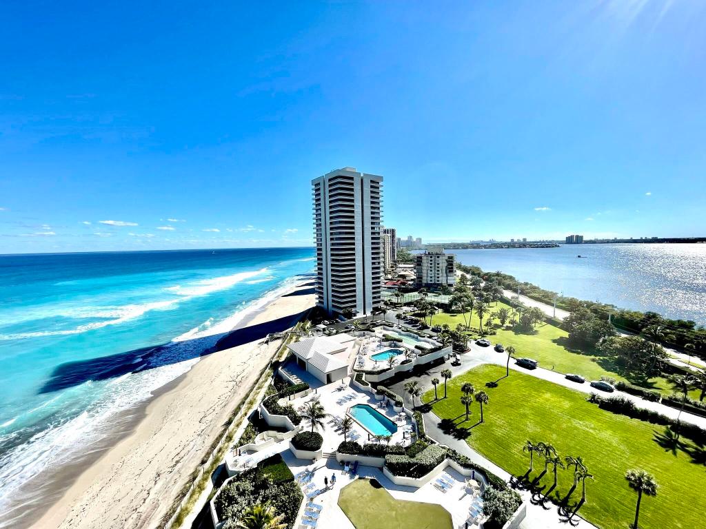 WATER GLADES CONDO - Residential